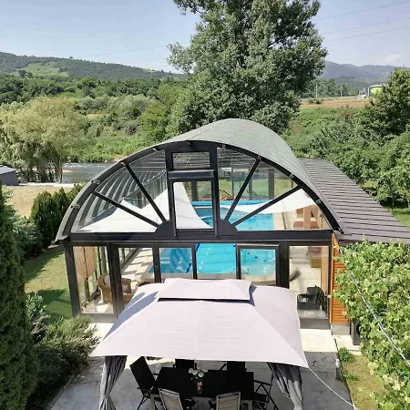 Deluxe Coast River Sarajevo Ferienhaus Visoko