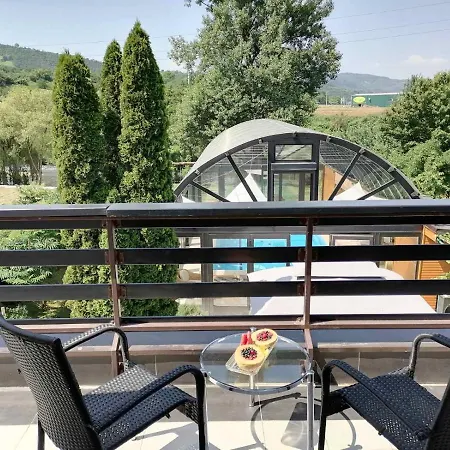 Deluxe Coast River Sarajevo ויסוקו