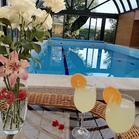 Deluxe Coast River Sarajevo Ferienhaus Visoko