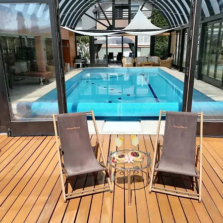 Deluxe Coast River Sarajevo ויסוקו