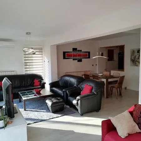 Deluxe Coast River Sarajevo Visoko