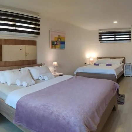 Deluxe Coast River Sarajevo ויסוקו