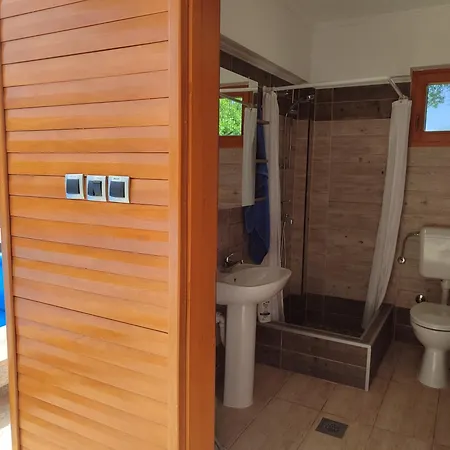 Deluxe Coast River Sarajevo ויסוקו