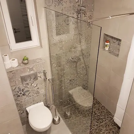 Deluxe Coast River Sarajevo Ferienhaus